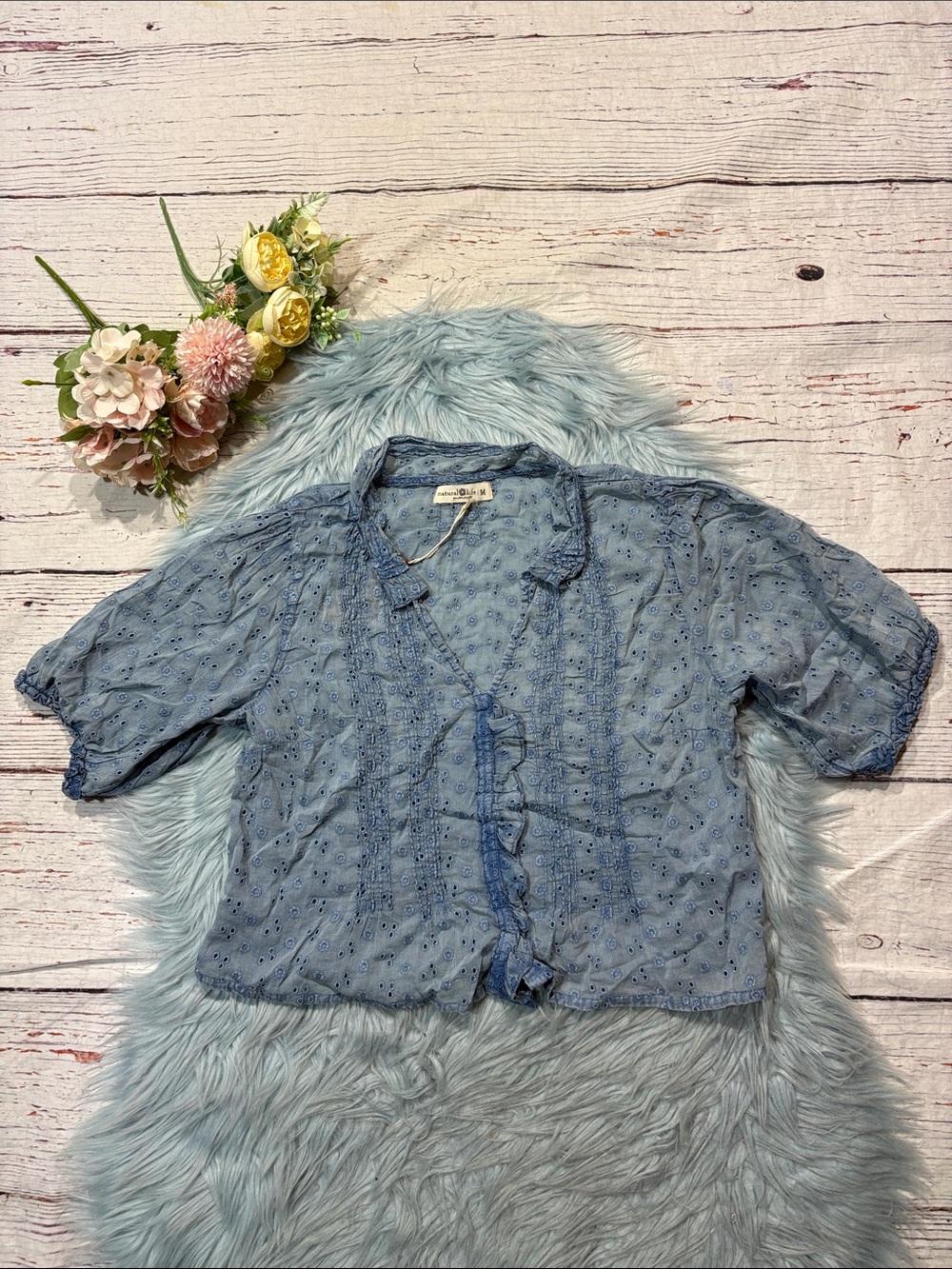 NWT Natural Life Blue Eyelet Floral Ruffle Button Down Peasant Blouse